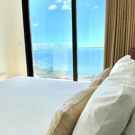 Nobrega Villa Camara de Lobos