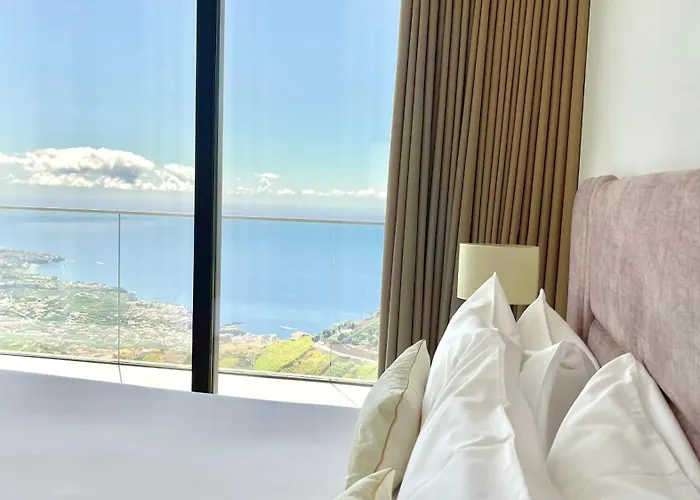 Nóbrega Villa Câmara de Lobos